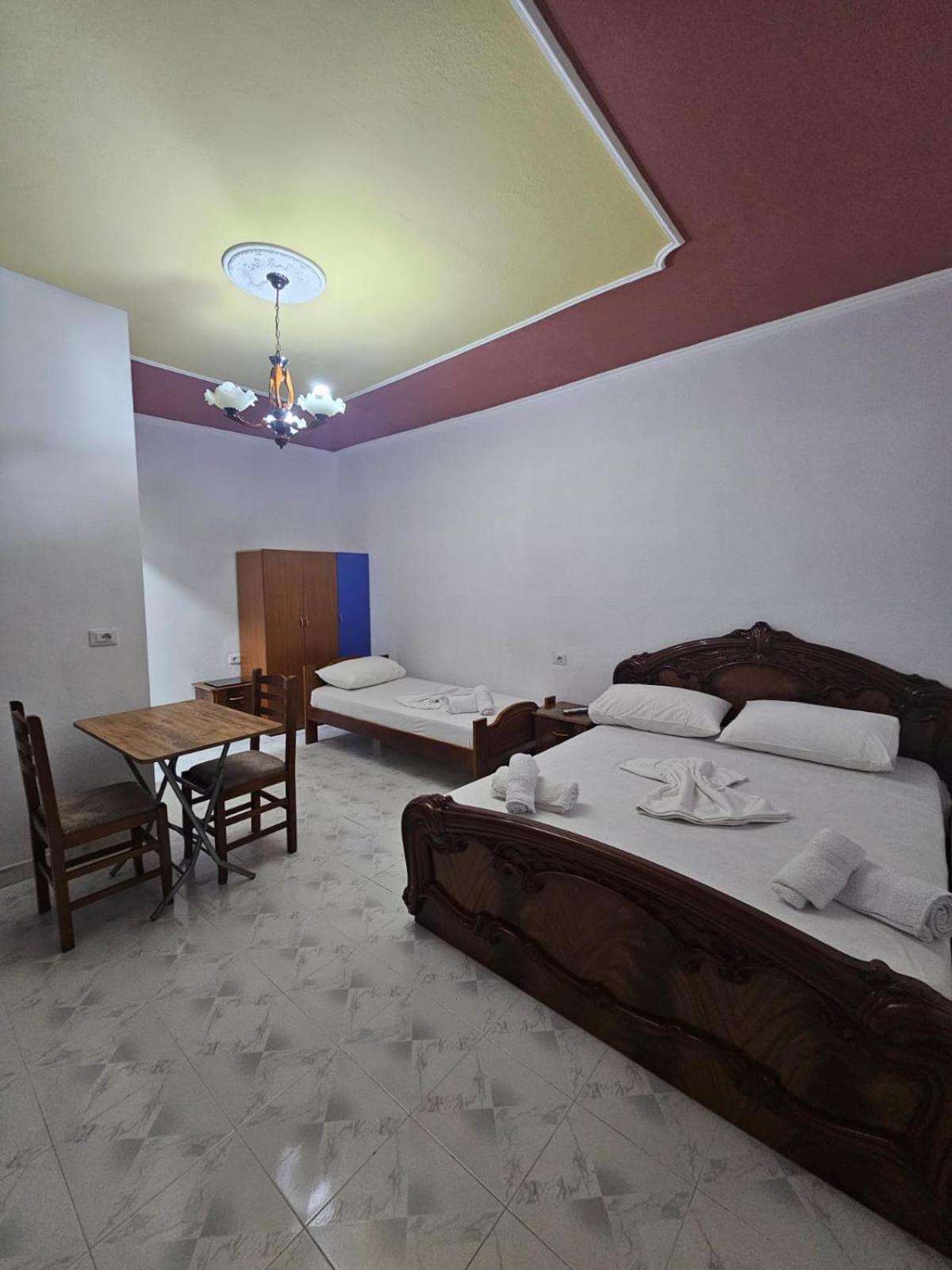 Krujë Castle - Inside,Voga Guesthause酒店 外观 照片